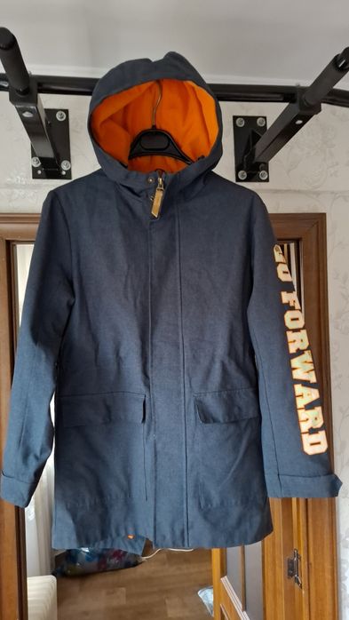 Продам подростковые куртки