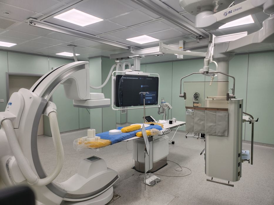 Med texnik O'quv kursi Tibbiy jihozlarni ta'minlash.