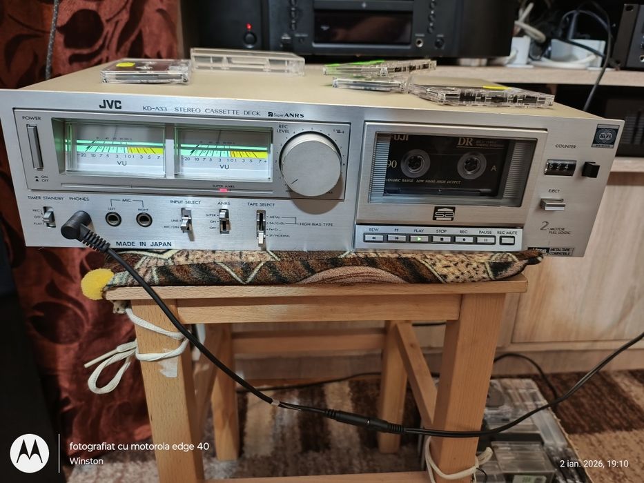 Vind deck JVC KD A33