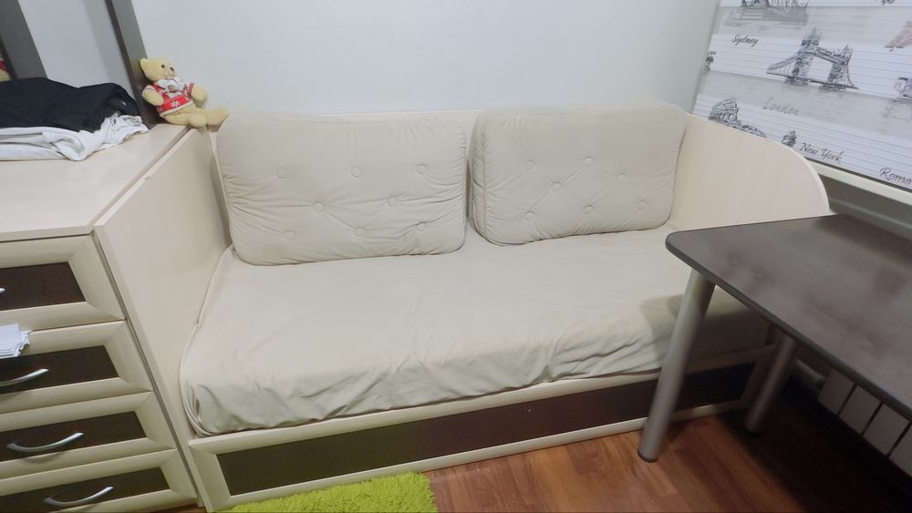 Продам подросковые кровати