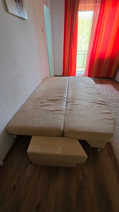 Mobila living si canapea extensibila