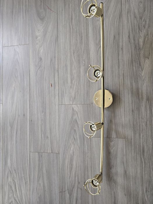 Bara aurie spoturi / plafoniera