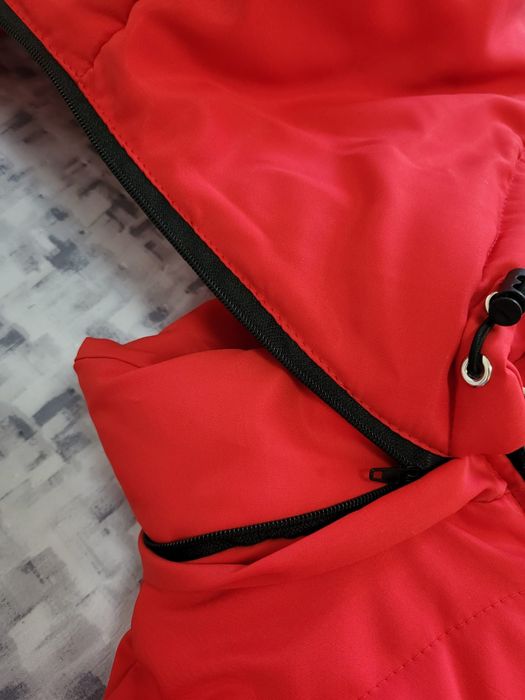 Продам куртку новую!