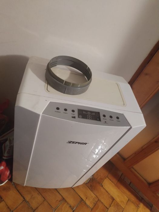 Vand/schimb  detalii privat aparat a.c baga și cald și rece