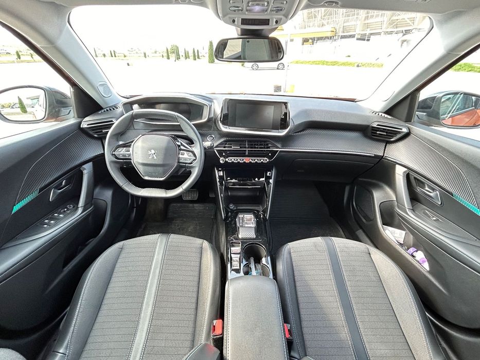 Peugeot 2008 Peugeot E 2008 (2022) in garantie (proprietar)