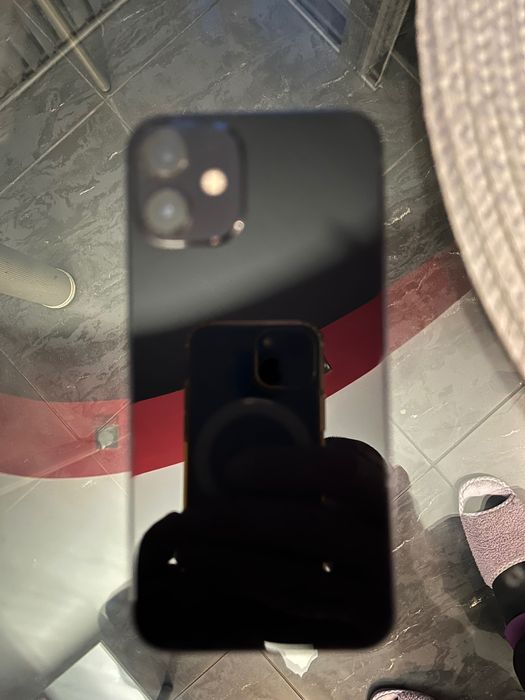 iPhone 12 mini черен