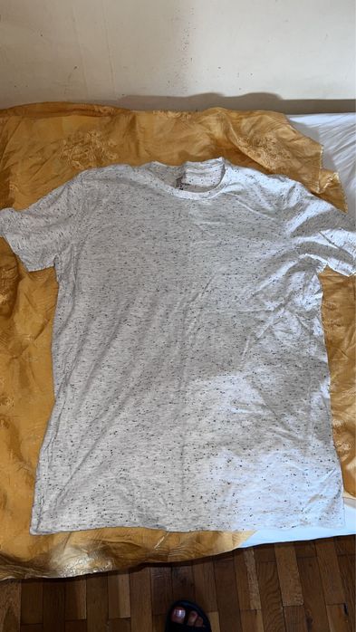 Продавам лот от маркови тениски