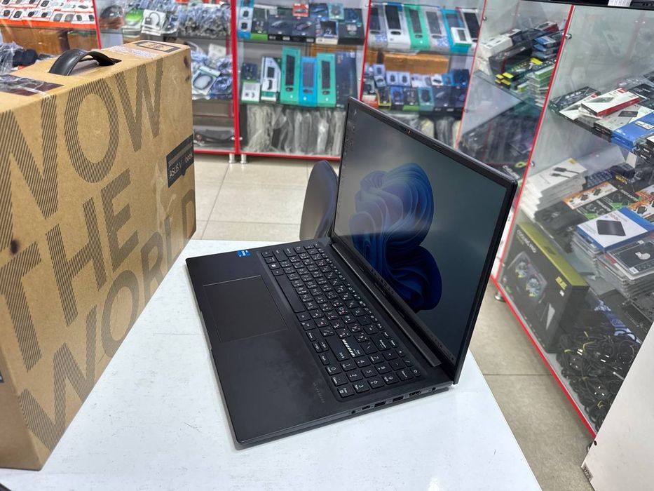 Asus core i5-12 DDR4 8/512 SSD holati ideal