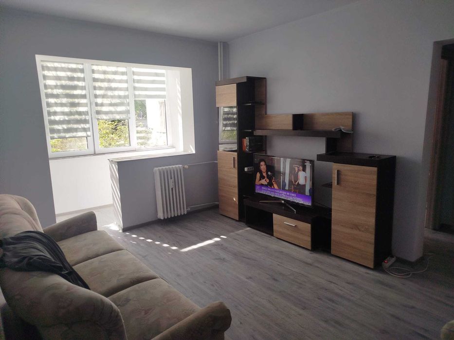 Vand apartament 2 camere, Arad zona Lebada