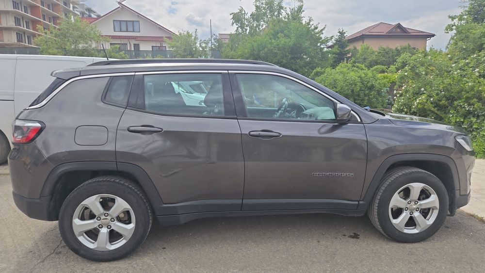 Vand Jeep compass