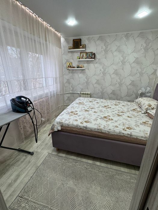 Продам 4 комнатную квартиру