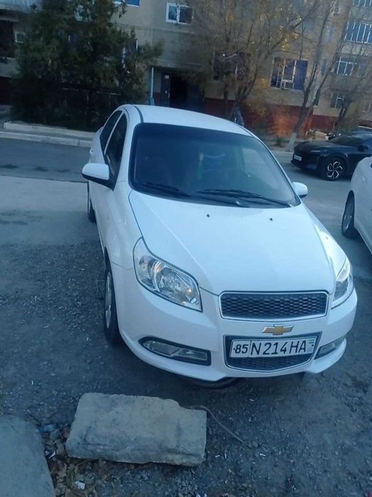 Сотилади Нексия 3  холати яхши . нархини келишамиз яна