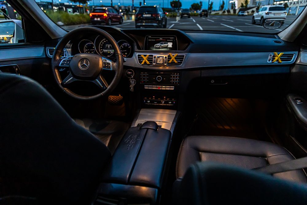 Mercedes Benz E200 W212
