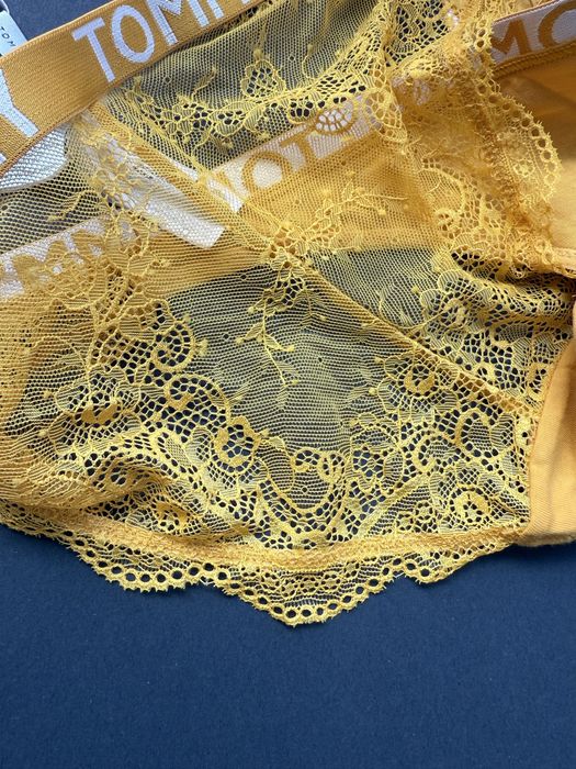 Дамски бикини в цвят горчица Tommy Hilfiger /XS, S, M, L/