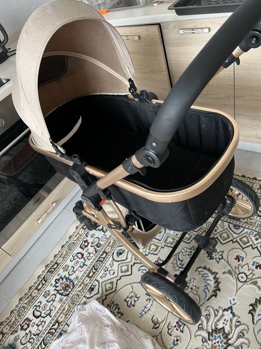 Коляска aimi  прогулочная