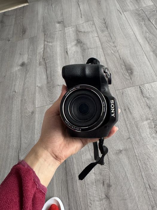 Aparat foto DSC H300