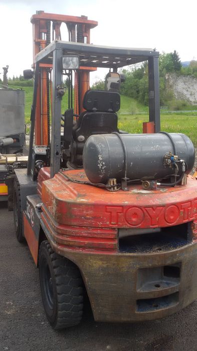 РЕЗЕРВНИ ЧАСТИ за всички марки  индустриална техника