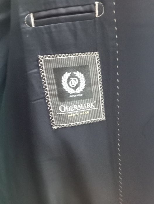 Продажа классического костюма