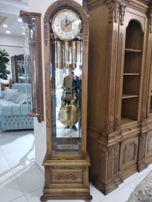 Напольные часы.