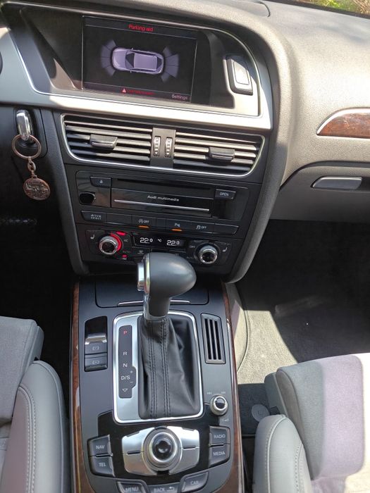 Vând Audi A4 Allroad 2013