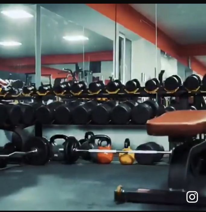 Тренажерный зал оборудование