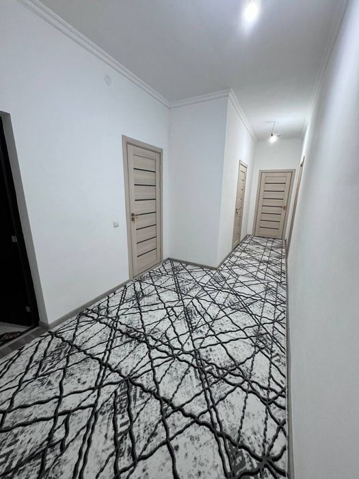 Сдается 2х комнатная квартира 
С обстановкой в горде Алмалыке