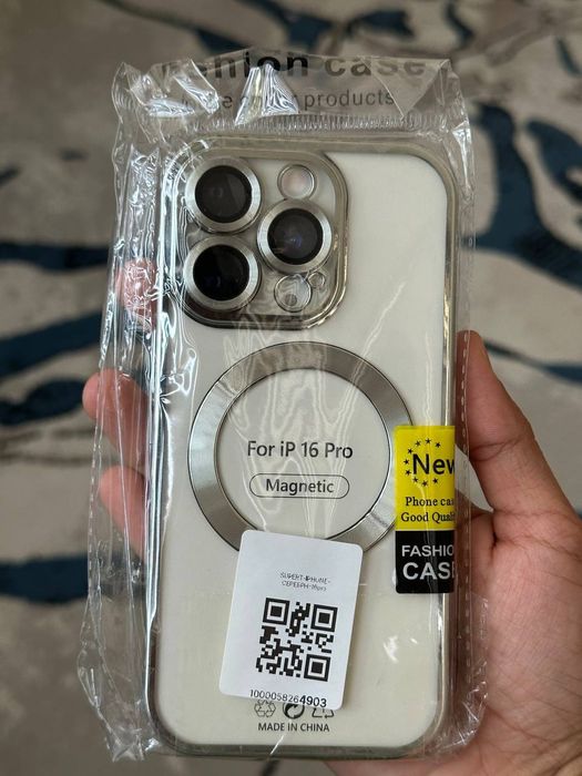 iPhone chehollari yangi