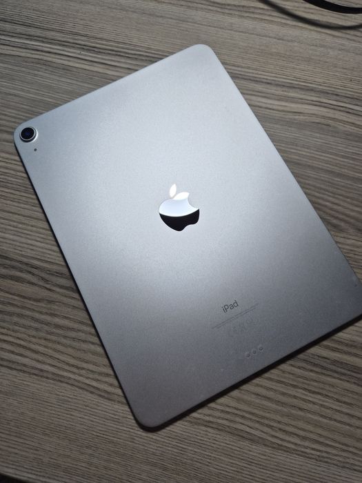Ipad Air 4-поколение 10.9 Silver Gray