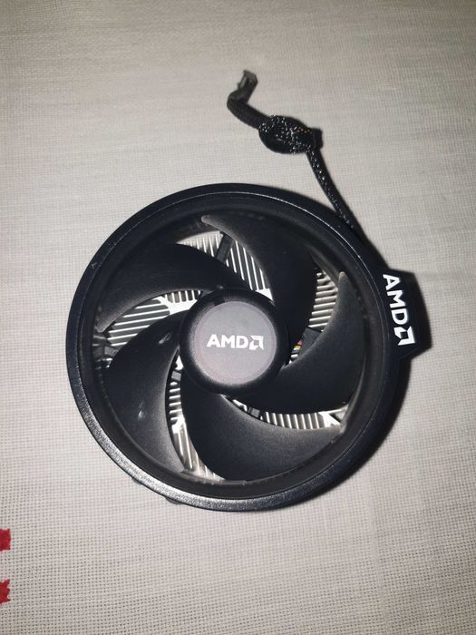 Cooler/Răcitor AMD Wraith Spire