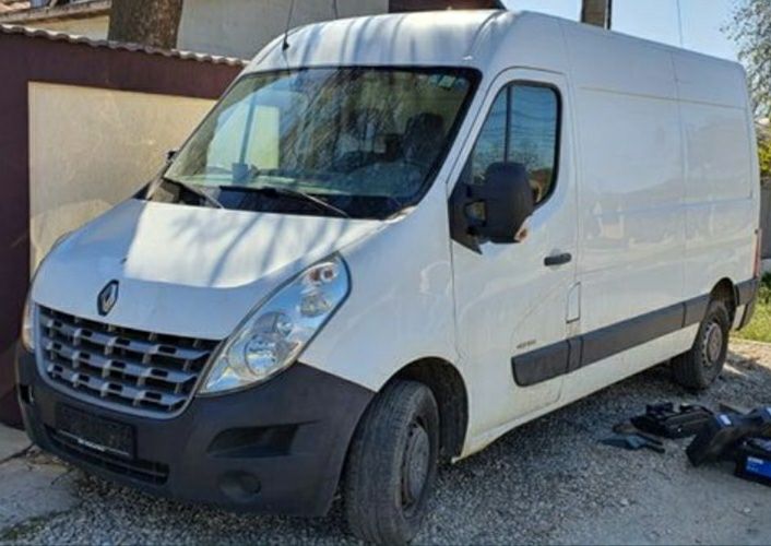Dezmembrez renault master 2014 2.3 motor cutie 6 trepte tractiune fata