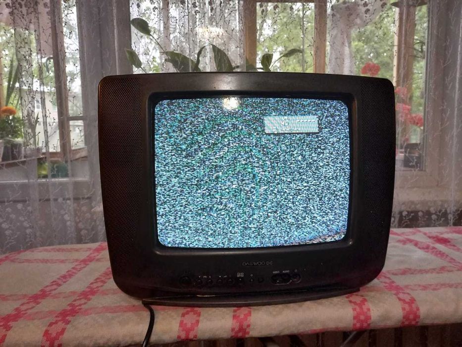 телевизор Daewoo б/у