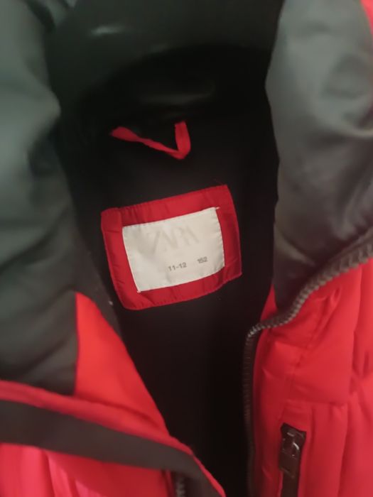 Зимно яке с качулка Zara