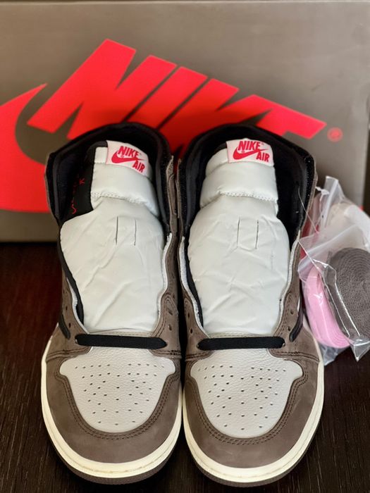 Air Jordan 1 x Travis Scott