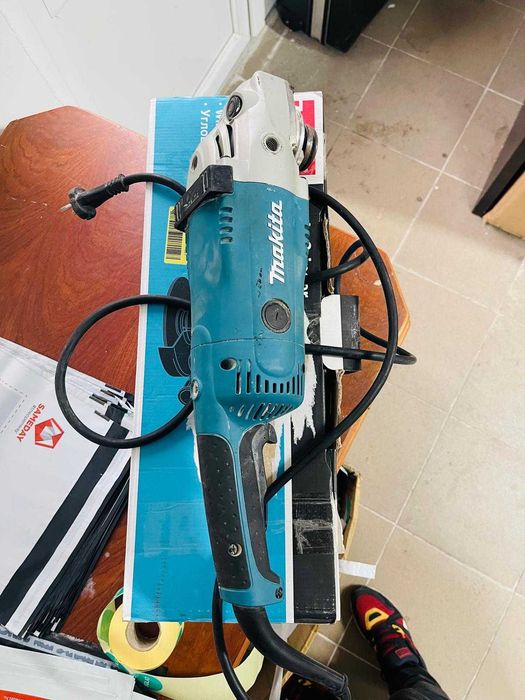 Polizor unghiular Makita, 230 mm, GA9020RF, albastru - pentru piese