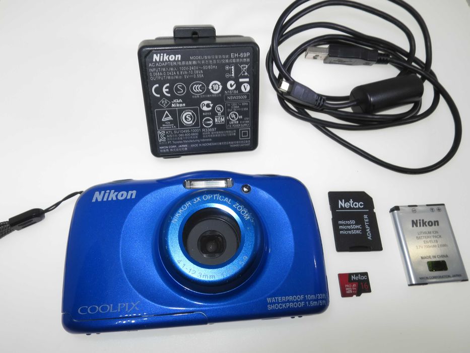 Nikon Coolpix S33 компактен фотоапарат водоустойчив до 10 метра, удароустойчив , цифрова дигитална камера FULL HD тестван и работи отлично