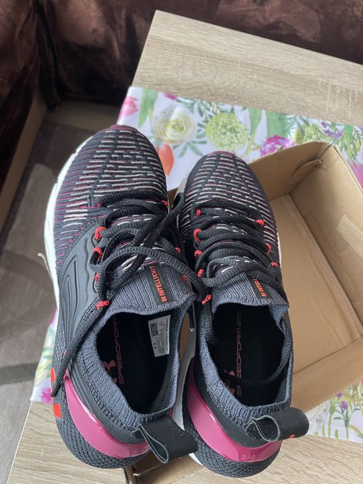 Маратонки Under Armour Phantom EUR36.5