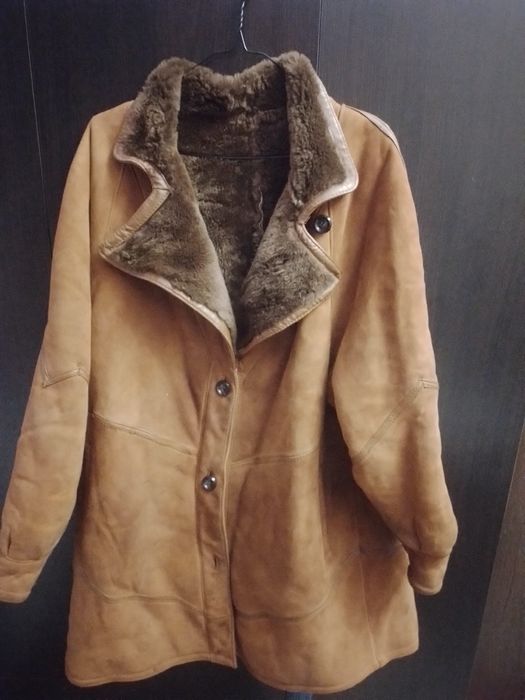 Haină damă cojoc.