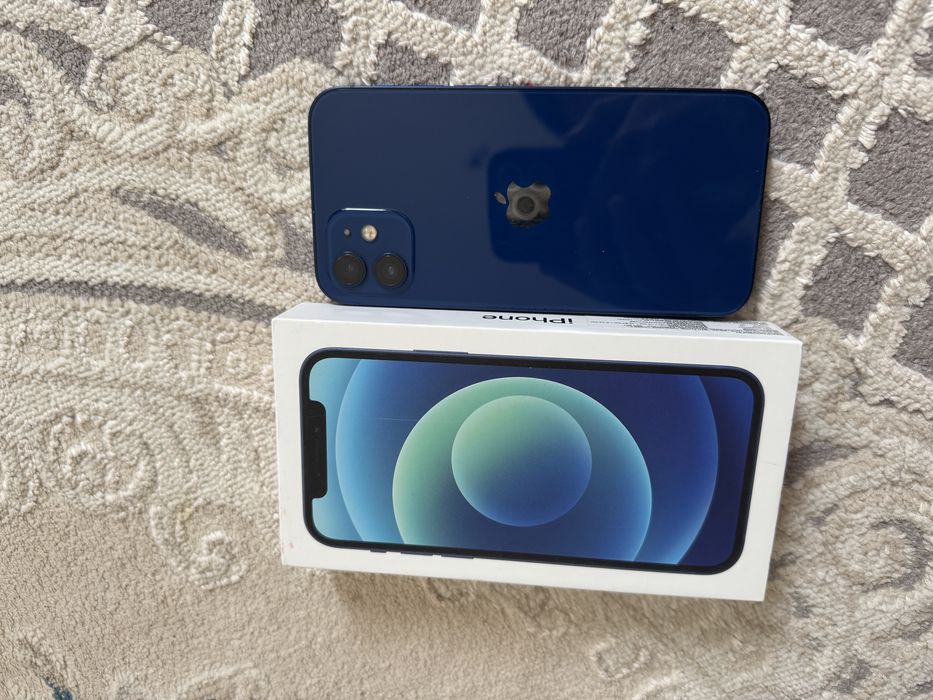 Iphone 12 128g батарейка 79%