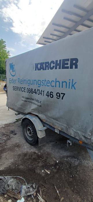 Ремарке за лек автомобил със документи.