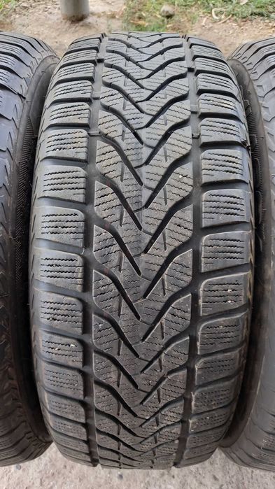 225/60 R17 LASSA