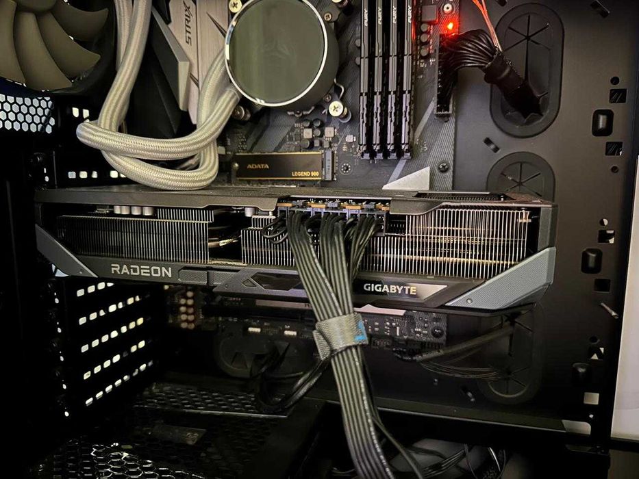 Видеокарта Gigabyte 9070XT Gaming 16G