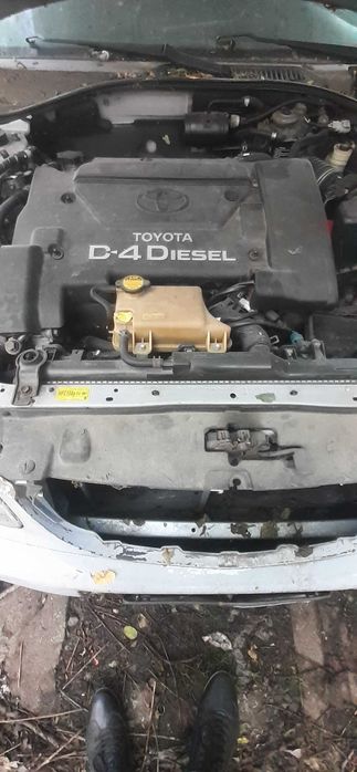 Двигател тойота  авенсис т22