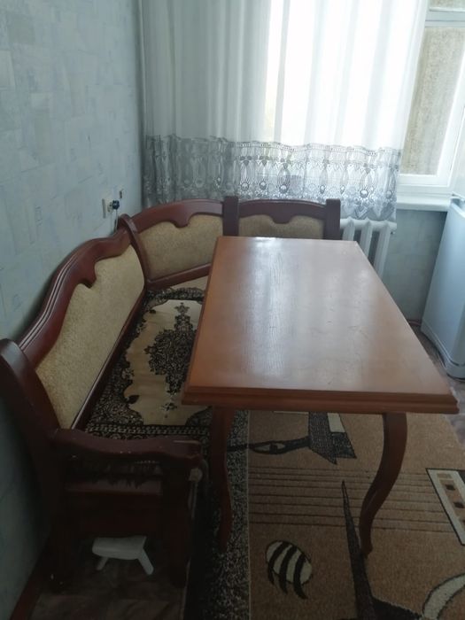 Кухонный угловой диван