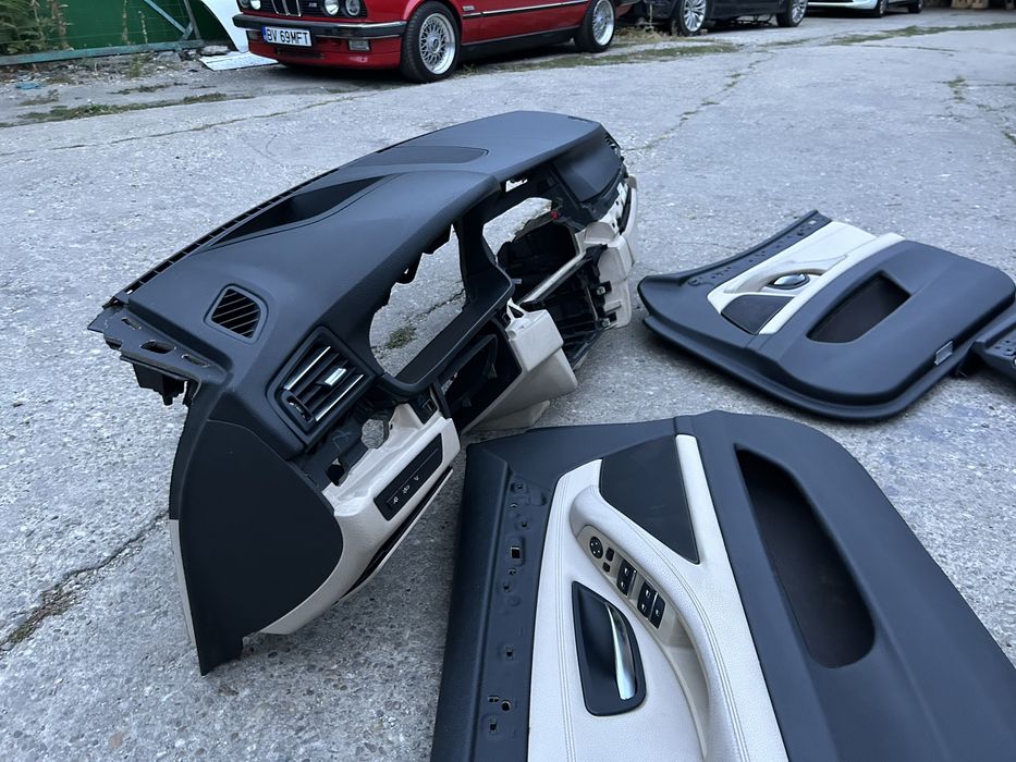 Panou fete usi bmw f10 f11 oyster fete usi oyster harman kardon