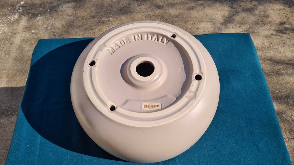 Chiuvetă rotundă din ceramică pe blat Made in Italy