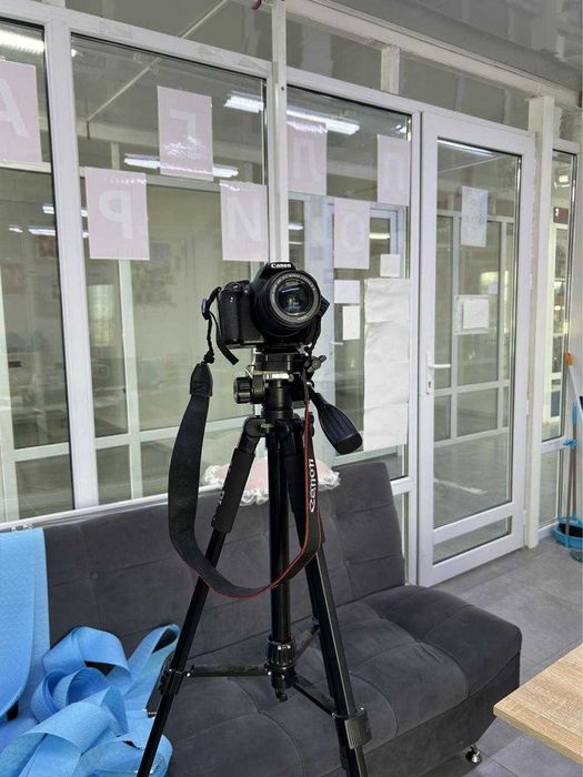 Фотоаппарат Canon 600 D в отличном состоянии