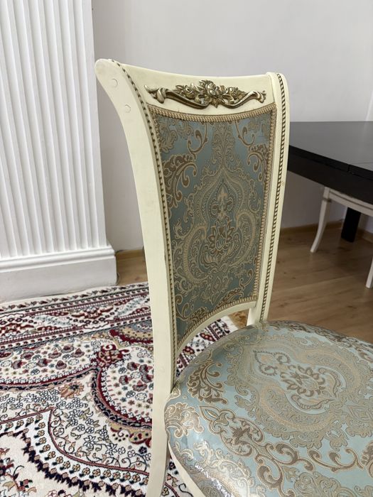 Стулья в гостинную