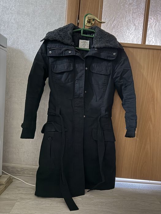 Продаю куртки зимние и осенние