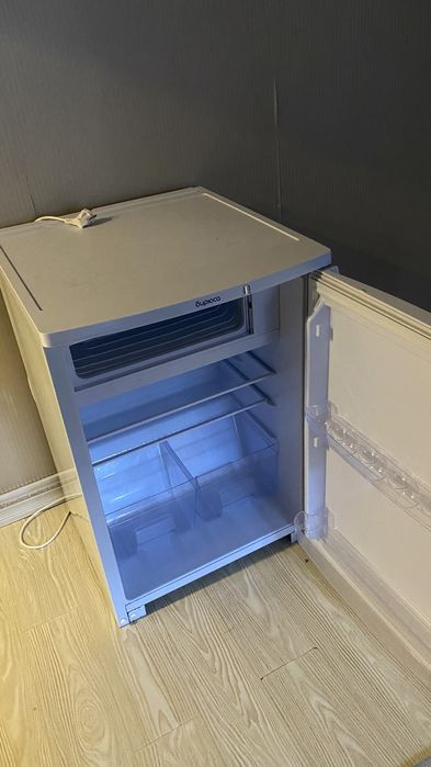 Продаю холодильник