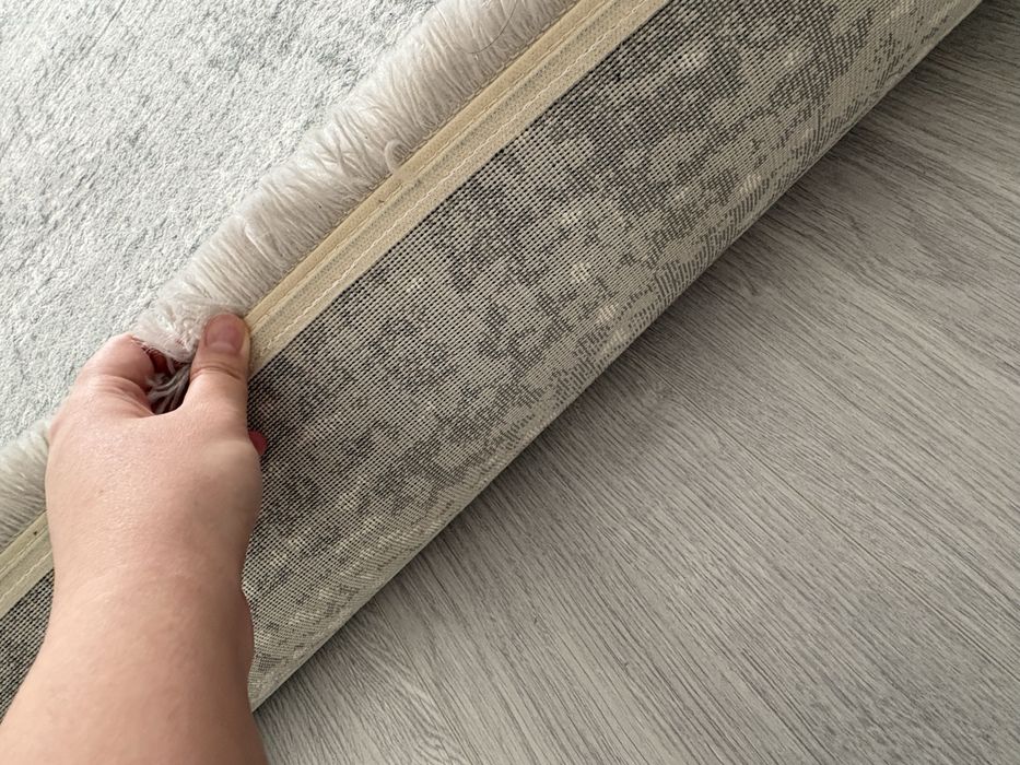 Продам ковры б/у